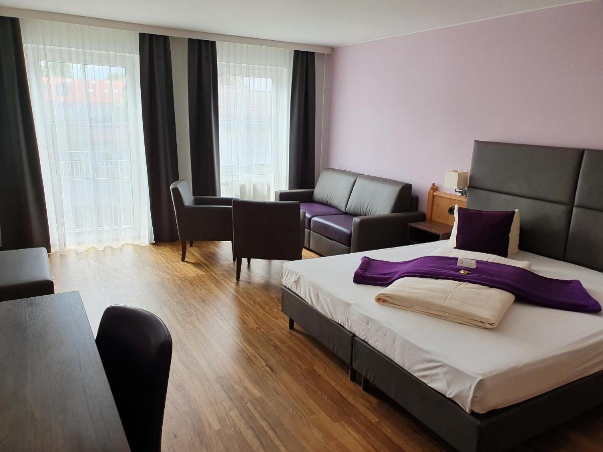 Boutique Hotel Beckenlehner Unterhaching Bagian luar foto