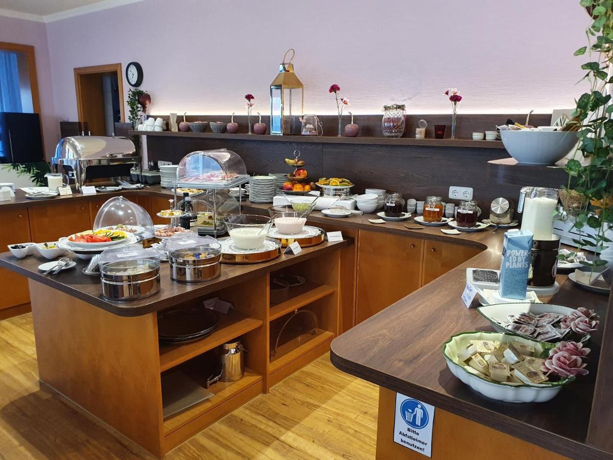 Boutique Hotel Beckenlehner Unterhaching Bagian luar foto