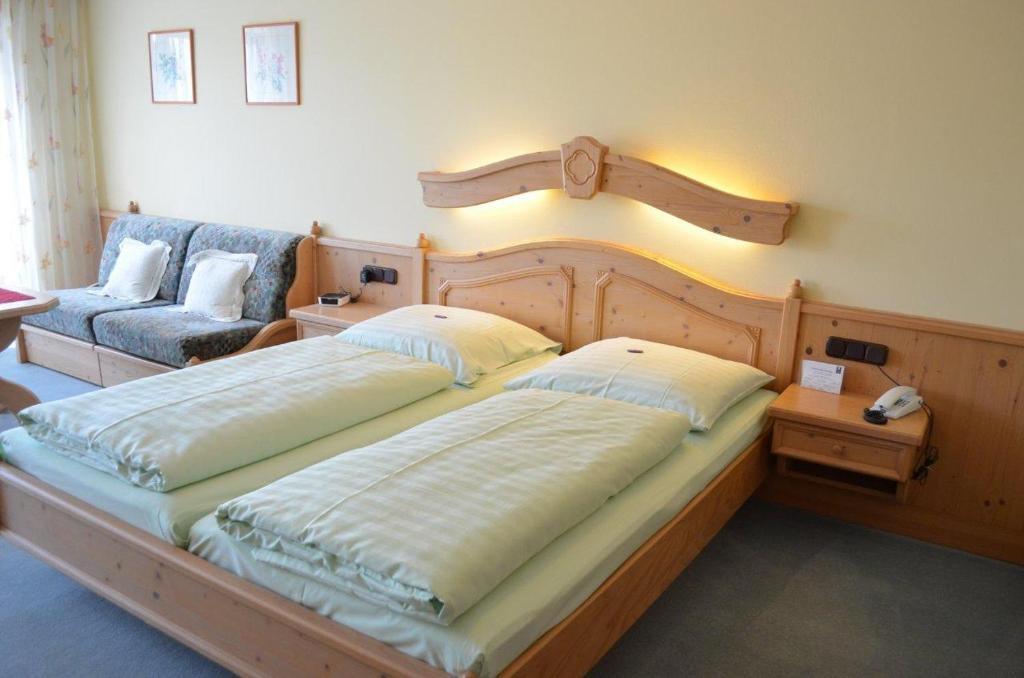 Boutique Hotel Beckenlehner Unterhaching Bagian luar foto