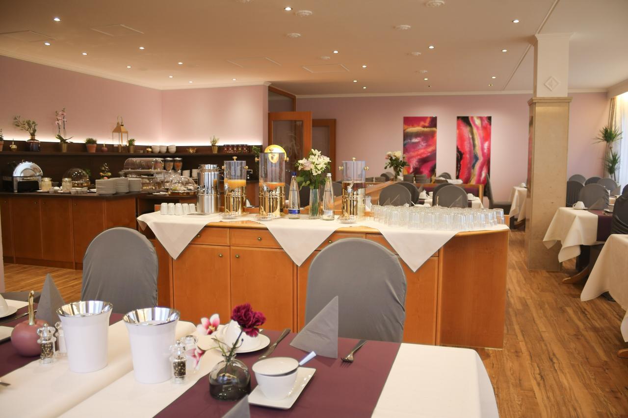Boutique Hotel Beckenlehner Unterhaching Bagian luar foto