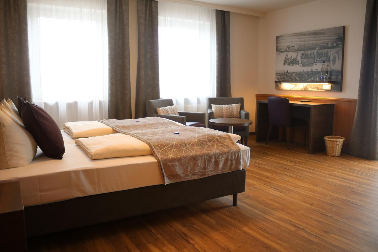 Boutique Hotel Beckenlehner Unterhaching Bagian luar foto