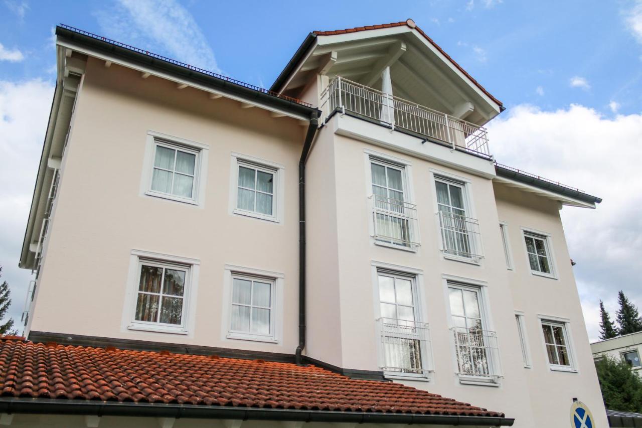 Boutique Hotel Beckenlehner Unterhaching Bagian luar foto